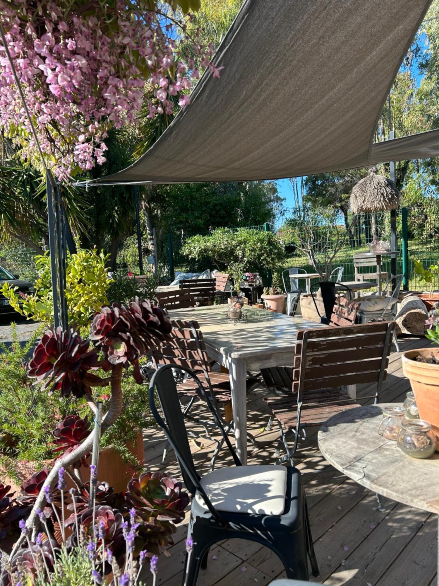 Hotel Auberge Provencale Saint-Raphaël Exteriör bild