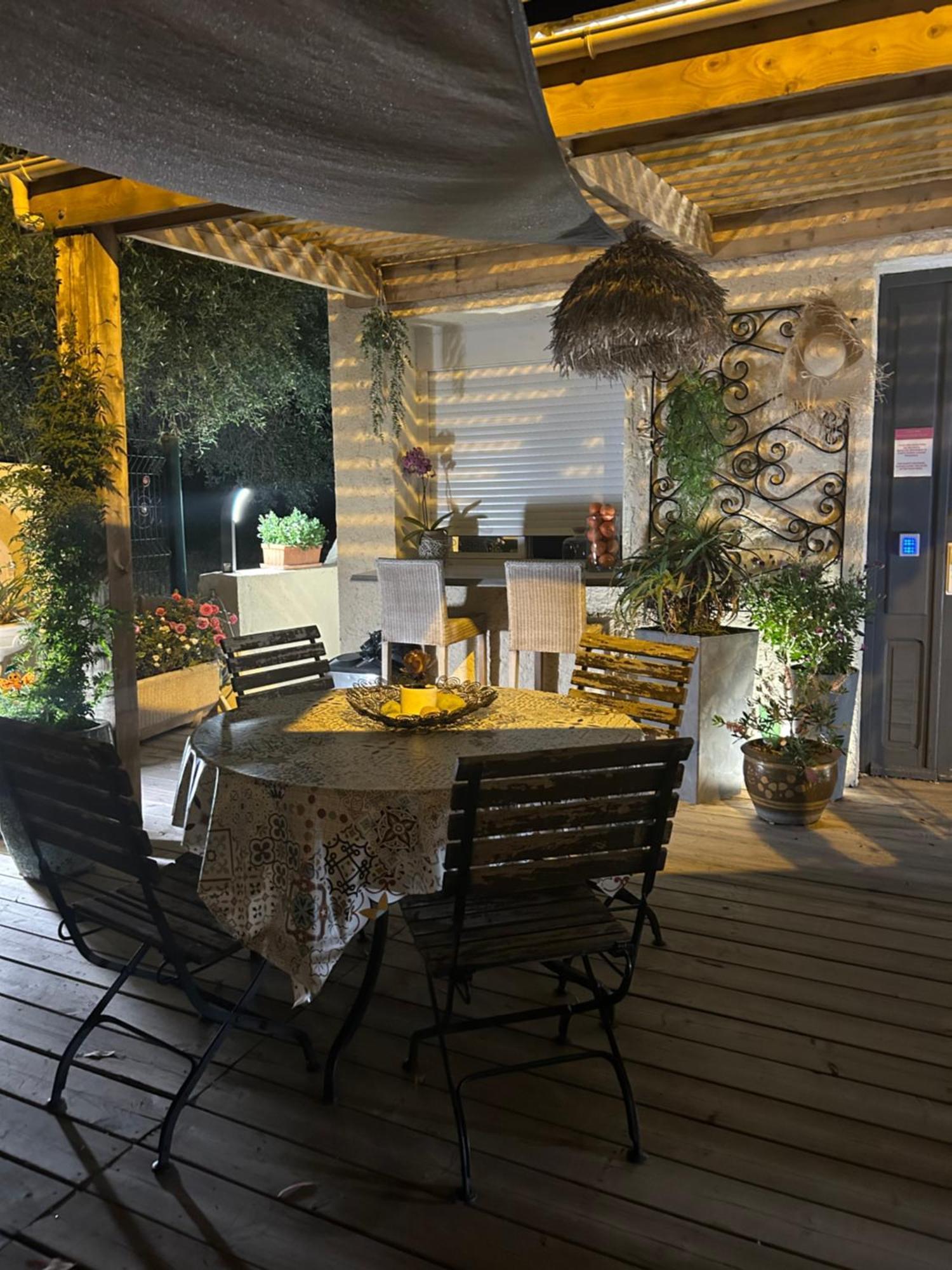 Hotel Auberge Provencale Saint-Raphaël Exteriör bild